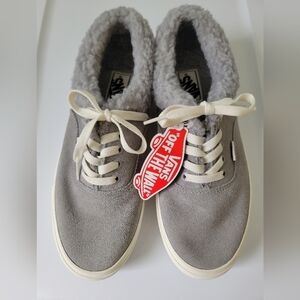NWT Vans Men's Sherpa and Suede Sneakers